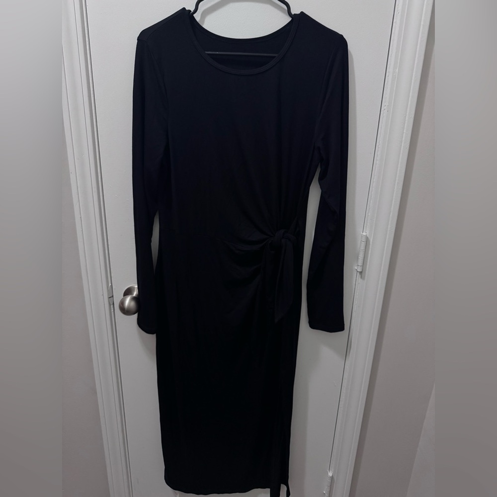 HALARA Classic Black Long Sleeve Dress